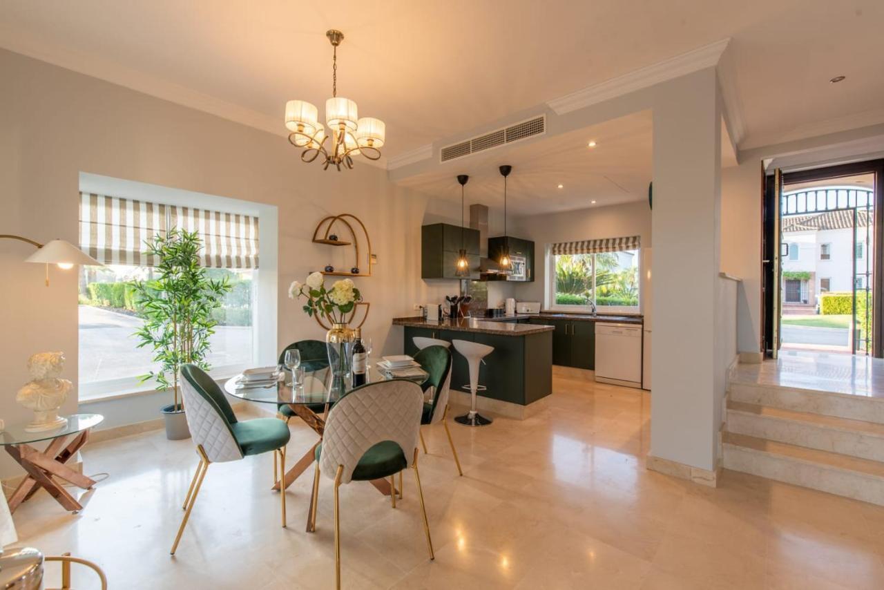 Arcos Gardens - The Townhouse - Luxury Accommodation Arcos de la Frontera Extérieur photo